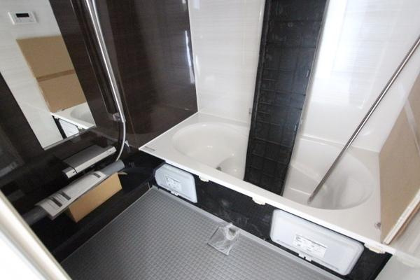 上谷戸アパートメントの浴室