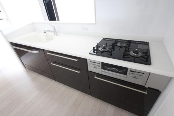 上谷戸アパートメントのキッチン