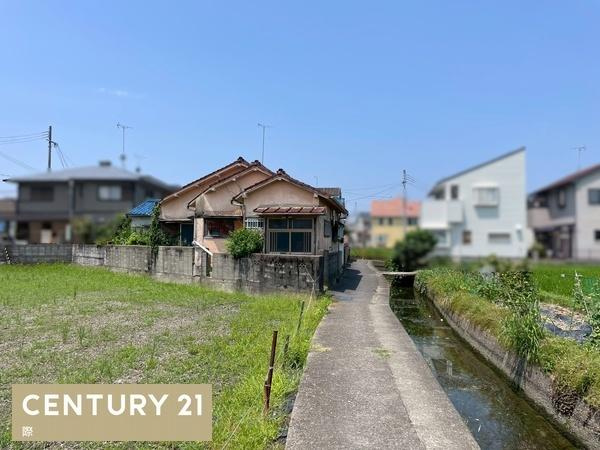 和歌山市有家　中古戸建の前面道路含む現地写真