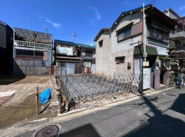 【前面道路含む現地写真】