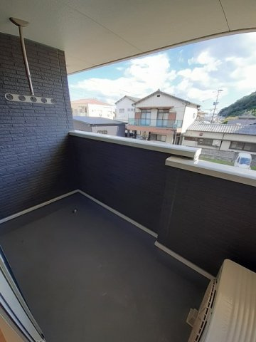 ハピネス・ベルＢのバルコニー