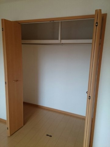 パルティールＡの収納