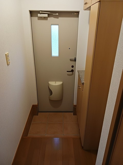 プリモディーネⅡの玄関