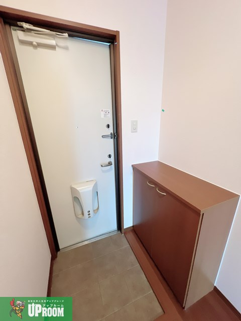 ポラリス Bの玄関