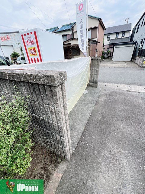 ポラリス Bの駐車場