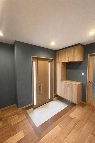 【玄関】 | 飯塚市伊岐須戸建