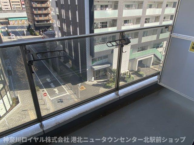 【バルコニー】