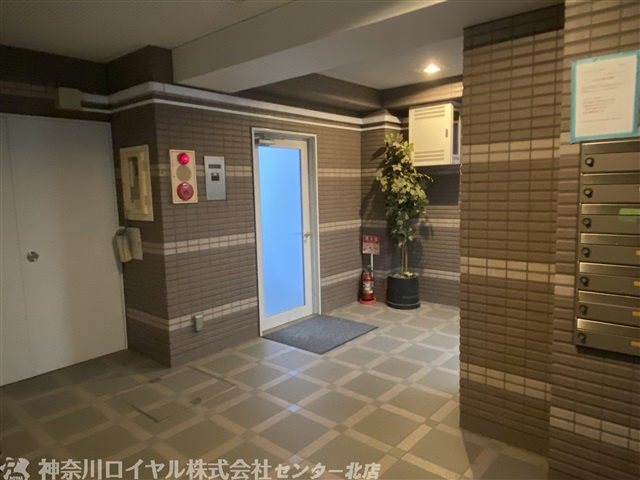 【ロビー】