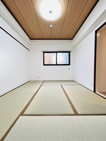 【寝室】BECアーバン西宮北口 