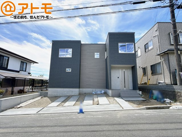 【駐車場】 | 藤枝市瀬古三丁目4期　新築戸建　全1棟 | 並列3台の駐車スペースです♪