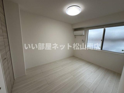 【内装】 | トリシア西石井
