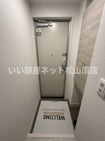 【玄関】 | トリシア西石井