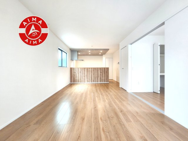 福岡市西区上山門3丁目第7-1棟（1号棟）の居間・リビング|多くの時間を過すことになるリビングだからこそ、いつも穏やかな空間・解放感が味わえ毎日が充実します。