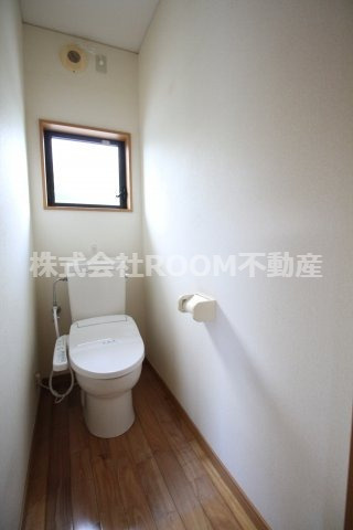 別府貸家のトイレ