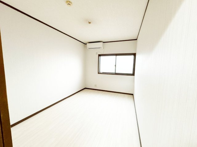 【メゾンちはら】千葉県市原市1棟売りアパート「満室」「利回り9.68％」の洋室
