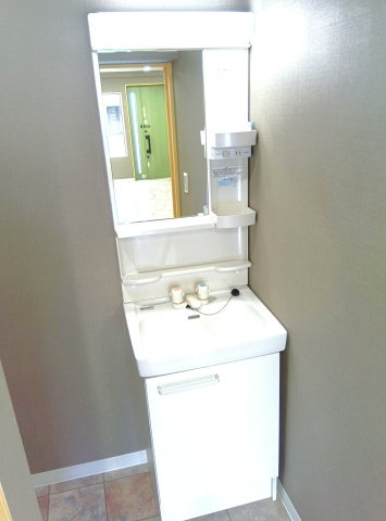 たつみビルの独立洗面台