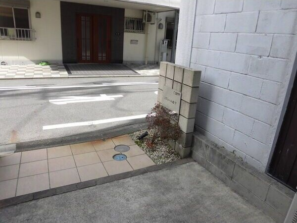 リヴェール森下の外観