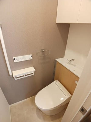 【トイレ】 | フリージアＢ | 落ち着いたトイレです