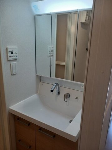 モーヴソレイユの洗面所|ゆったりとスペースのある洗面所