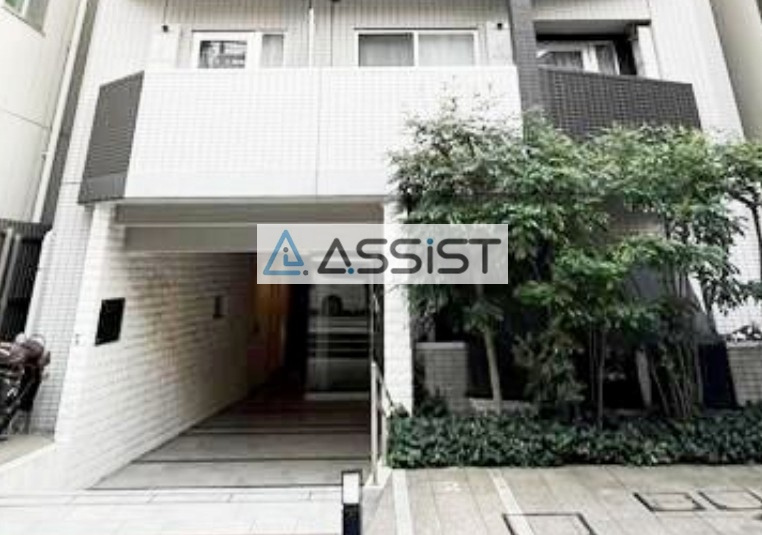 ヴォーガコルテ西小山のエントランス