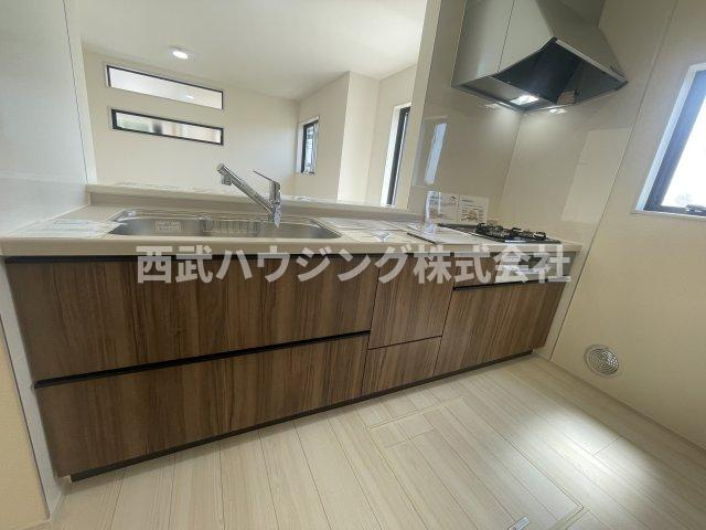 【仲介手数料無料】所沢市牛沼第３期全１棟　所沢市の新築住宅なら西武ハウジングのキッチン