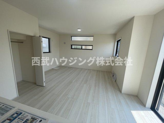 【仲介手数料無料】所沢市牛沼第３期全１棟　所沢市の新築住宅なら西武ハウジングの居間・リビング