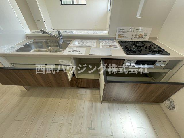 【仲介手数料無料】所沢市牛沼第３期全１棟　所沢市の新築住宅なら西武ハウジングのキッチン
