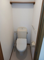 シンプルで使いやすいトイレです