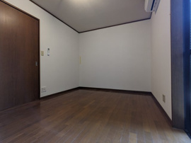 明るい洋室です