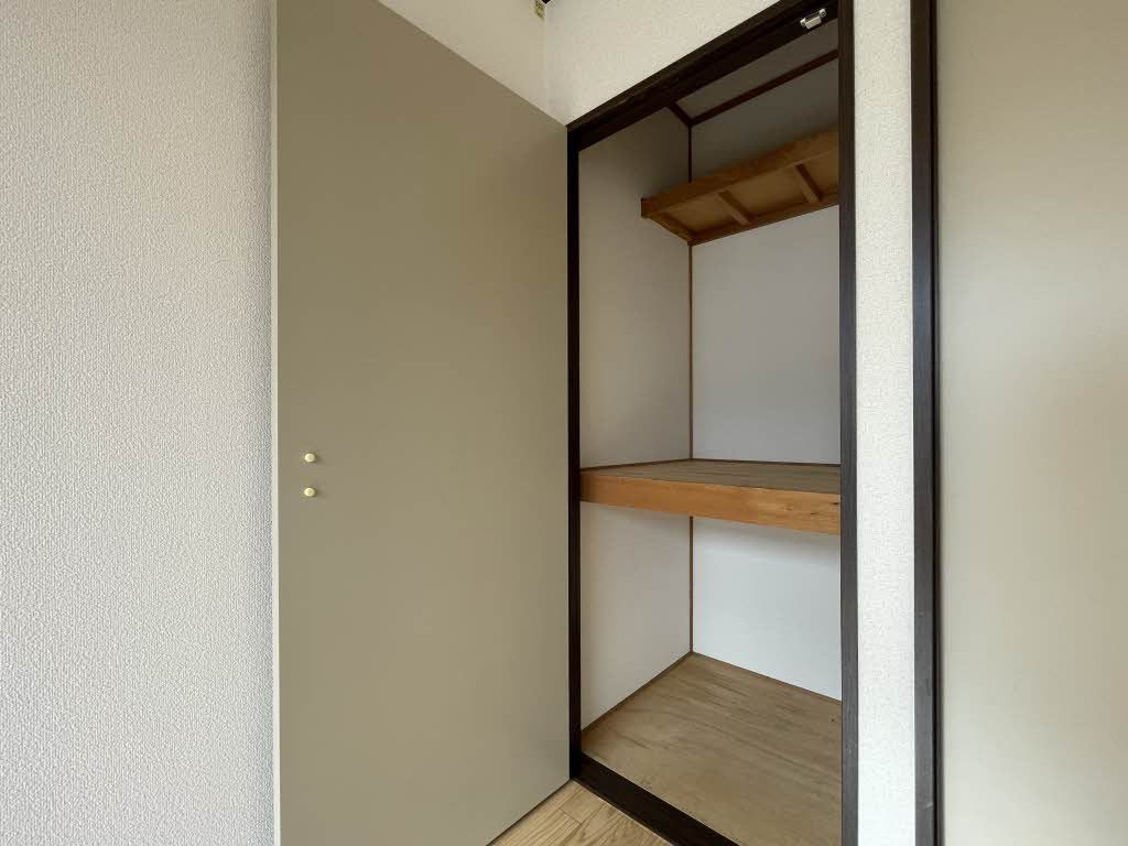 朝日ヶ丘ハイツ Ｄの収納