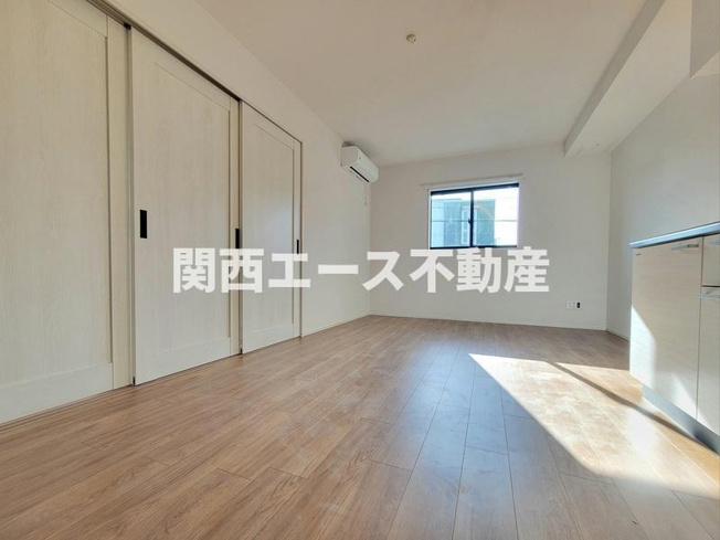 【寝室】 | Louis Apartment長瀬ノール