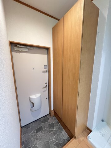 ラ・ルーチェの玄関