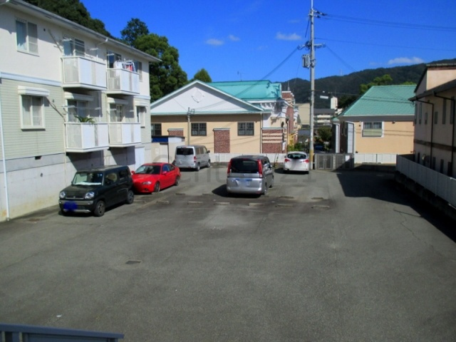 【駐車場】 | ウッディーパル萩原