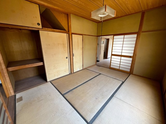 笠岡市中央町中古住宅、店舗の和室