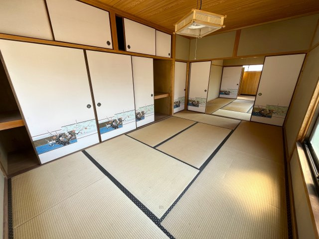 笠岡市中央町中古住宅、店舗の和室