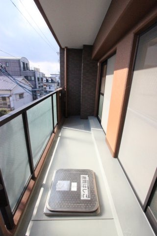 ベルデュールのバルコニー|現状優先です。