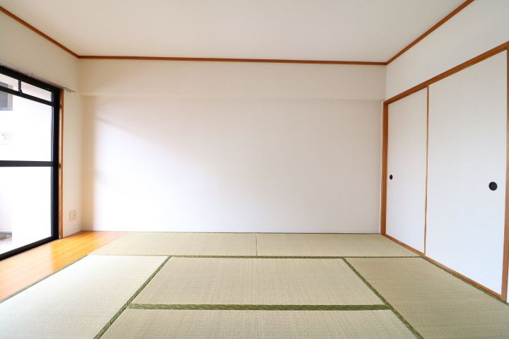 プレステージ北天神の和室
