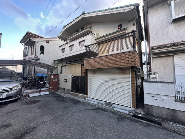 高石市西取石1丁目26−33の前面道路含む現地写真