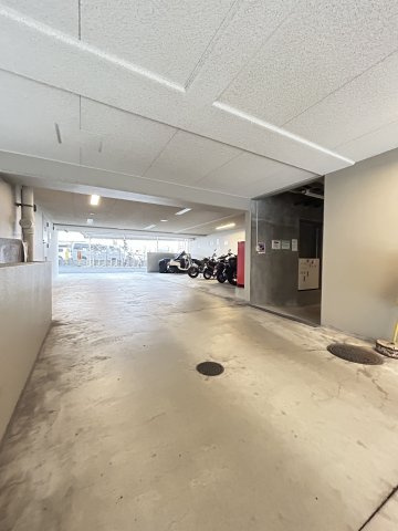 エステムコート三宮駅前ラ・ドゥーのロビー