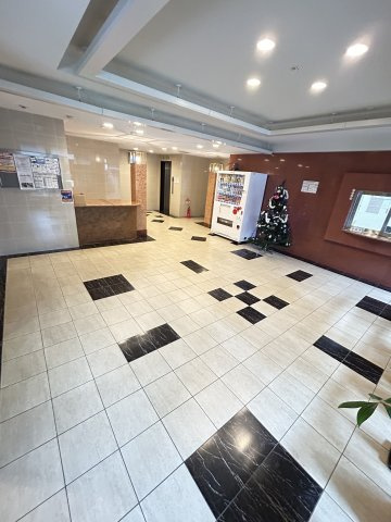 エステムコート三宮駅前ラ・ドゥーのロビー
