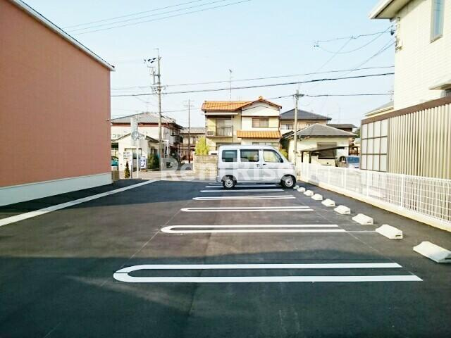 フローラＢの駐車場|駐車場