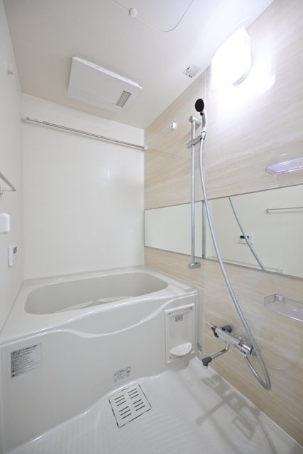 Ｔｈｅ　Ｒｅｓｉｄｅｎｃｅ　Ｎｉｈｏｎｂａｓｈｉの浴室|落ち着いた空間のお風呂です