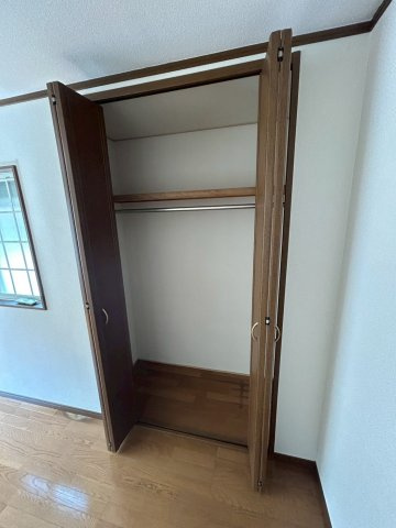 三条町テラスハウスの収納