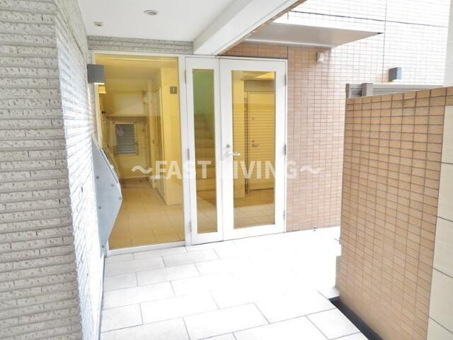 山手曙橋マンションのエントランス