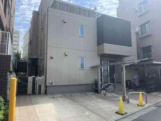 ＳＥＲＥＮＯ池尻の駐車場| 