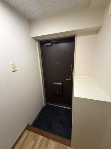 アベニュー・Kの玄関