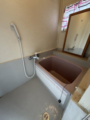 野田町田中マンションの浴室