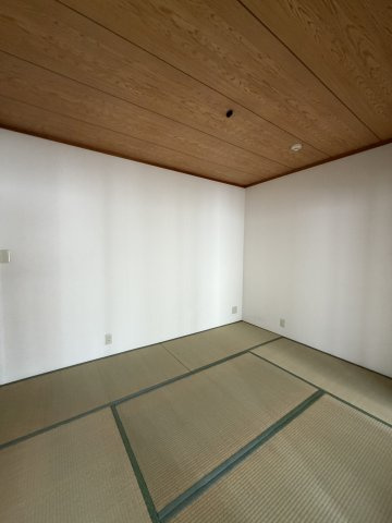 大同町５丁目貸家の和室