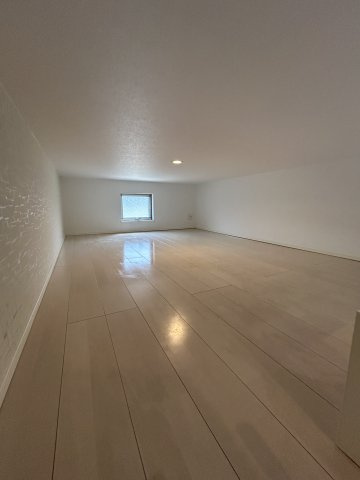 グランデュオSATOの寝室|開放的な寝室です