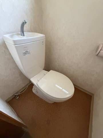 緑が丘１丁目貸家のトイレ